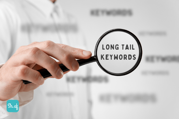 Keunggulan long tail keyword dibanding short tail sh.af